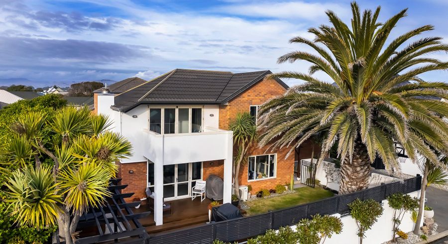  at 18 Driftwood Lane, Waimairi Beach, Christchurch