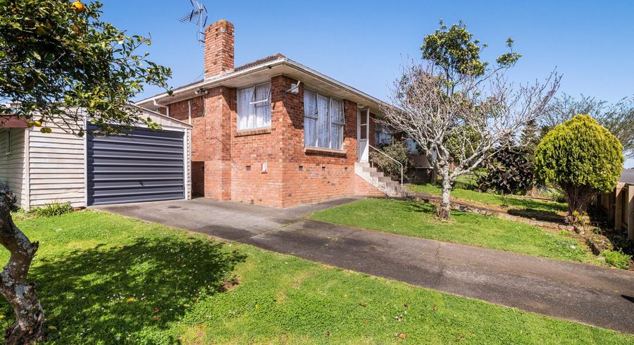  at 1/2 Wayne Drive, Mangere, Auckland