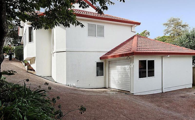  at 30 Aroha Avenue, Sandringham, Auckland