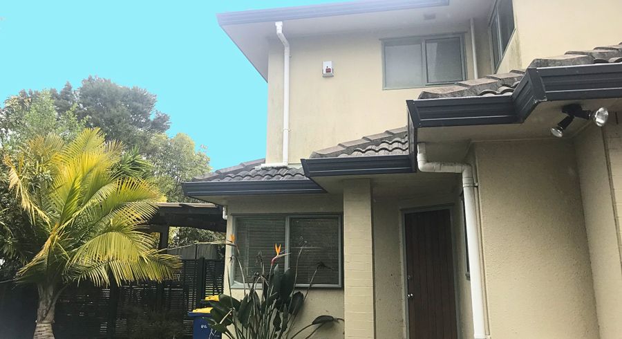  at 61A Caribbean Drive, Unsworth Heights, North Shore City, Auckland