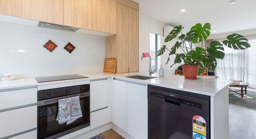  at 84 Selo Street, Glen Eden, Waitakere City, Auckland