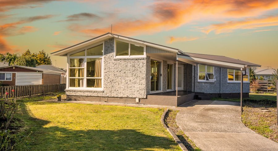  at 10 Bremridge Place, Melville, Hamilton, Waikato