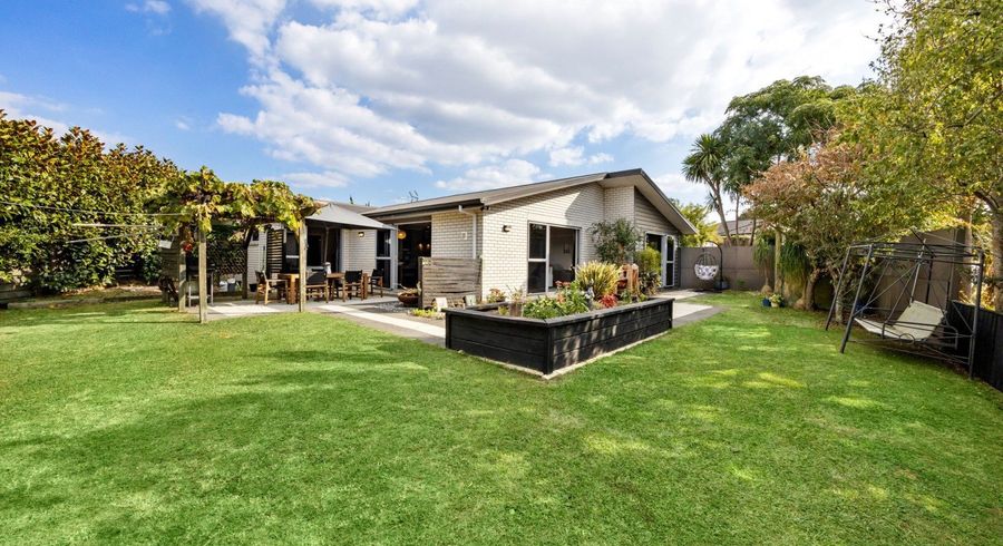  at 22 Santiago Place, Flagstaff, Hamilton, Waikato