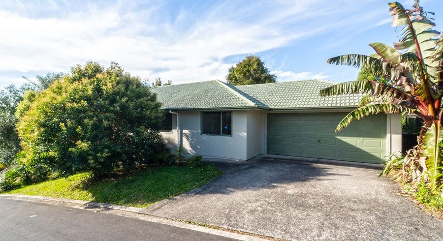  at 5 Xena Way, Henderson, Auckland