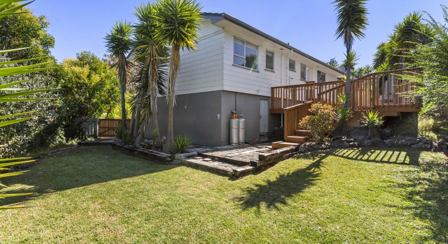  at 21 Peterhouse Place, West Harbour, Auckland