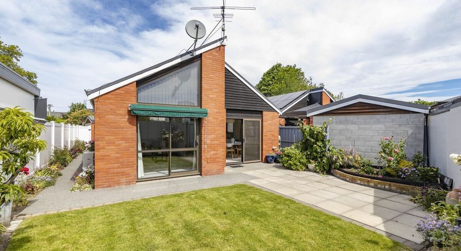  at 2/104 Trafalgar Street, St. Albans, Christchurch City, Canterbury