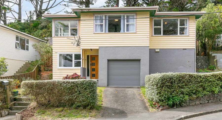  at 11 Lomond Street, Newlands, Wellington, Wellington