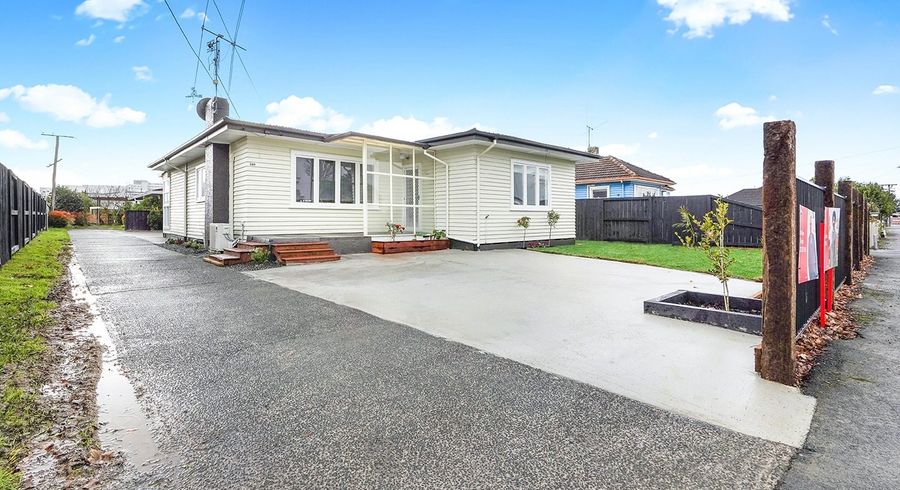  at 33A Normandy Avenue, Melville, Hamilton