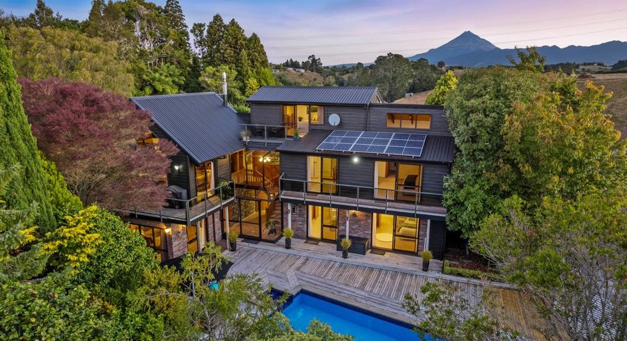  at 12 Ridgewood Drive, Ridgewood, New Plymouth