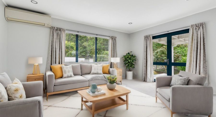  at 27 Greenfield Drive, Western Heights, Hamilton