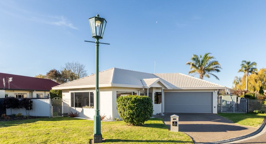  at 5 Wilton Row, Taradale, Napier, Hawke's Bay
