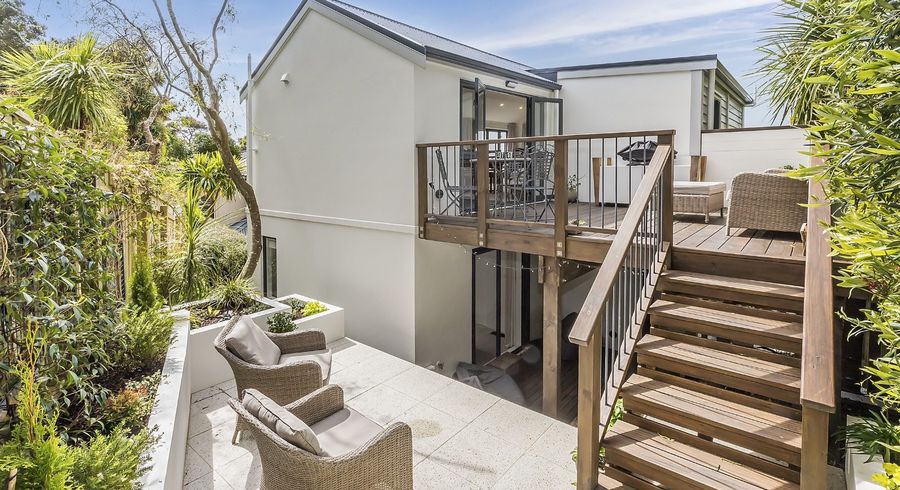  at 10B Fettes Crescent, Seatoun, Wellington