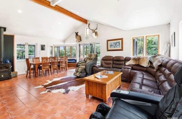  at 4 Sherwood Drive, Pukekohe