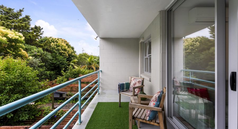  at 203/2 Maungawhau Road, Newmarket, Auckland City, Auckland