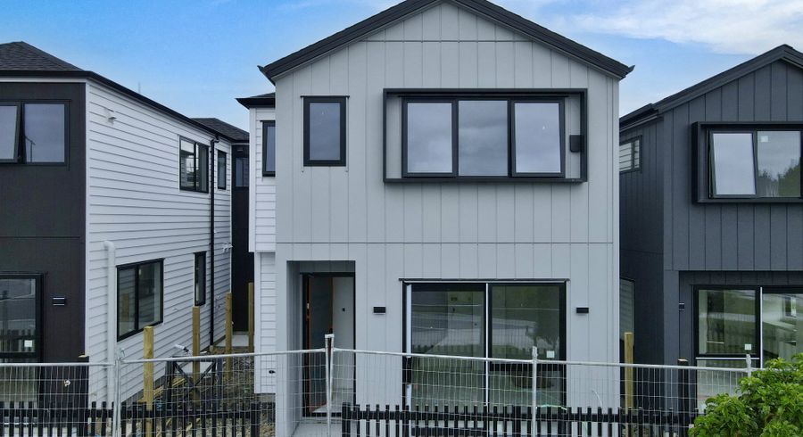  at 4 Honohono Avenue, Milldale, Rodney, Auckland