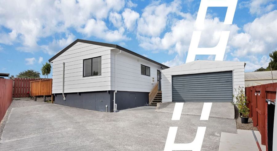  at 2/81 Harmel Rd, Glendene, Waitakere City, Auckland