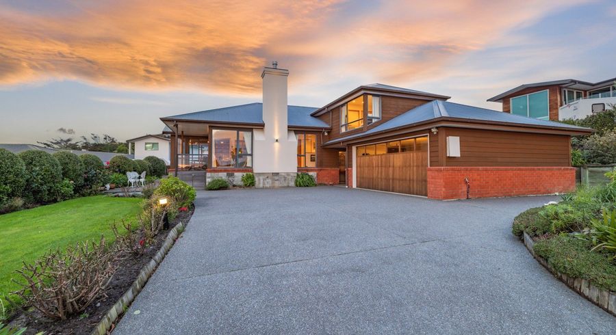  at 43 Cannon Hill Crescent, Mount Pleasant, Christchurch
