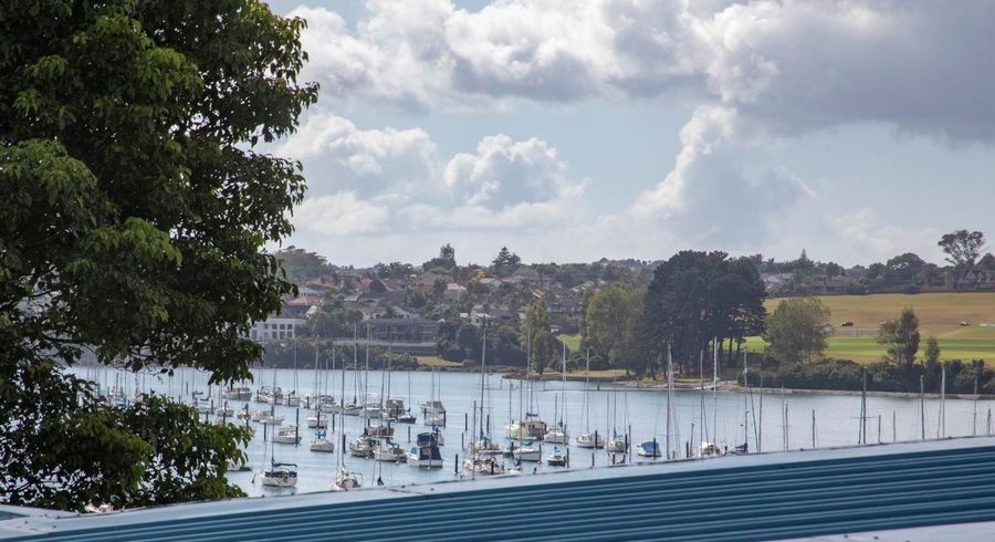  at 4/2 Riverview Road, Panmure, Auckland City, Auckland