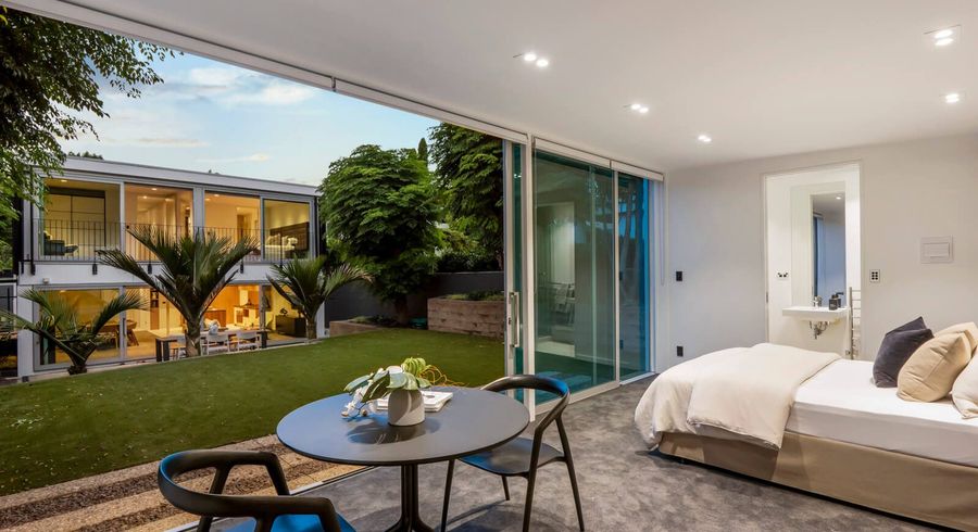  at 31A The Parade, St Heliers, Auckland