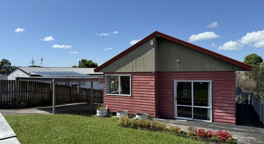  at 33 Addison Drive, Glendene, Waitakere City, Auckland