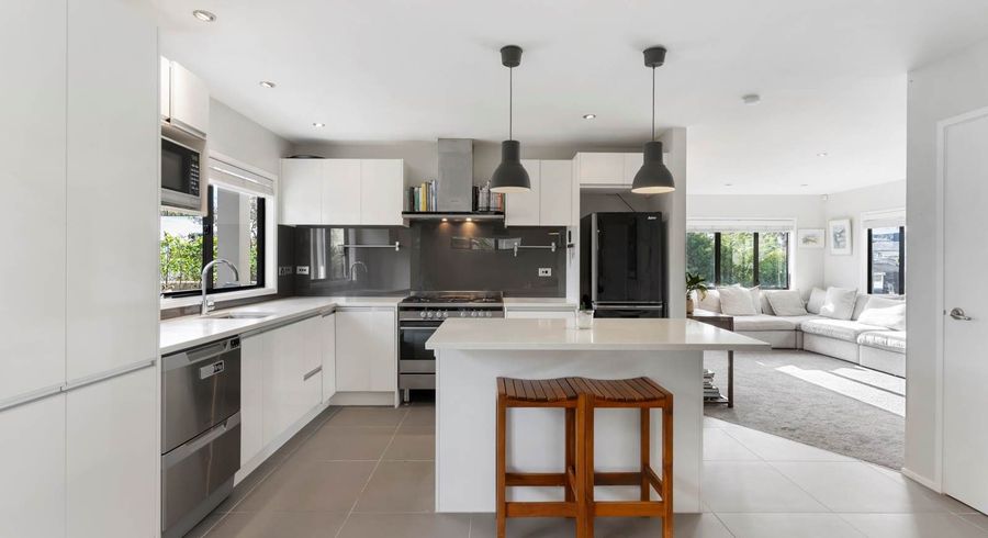  at 17 Burns Avenue, Takapuna, North Shore City, Auckland