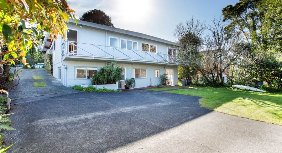  at 4 Awaruku Road, Torbay, North Shore City, Auckland