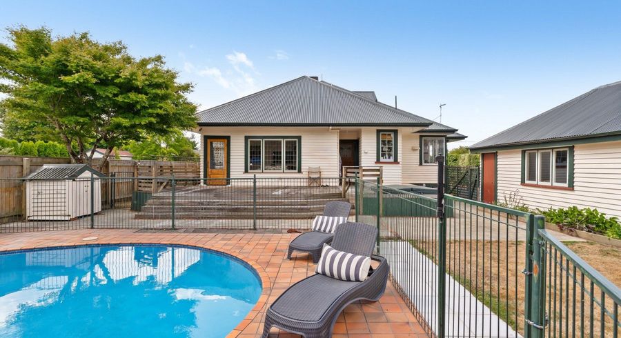  at 121 Essex Street, Masterton