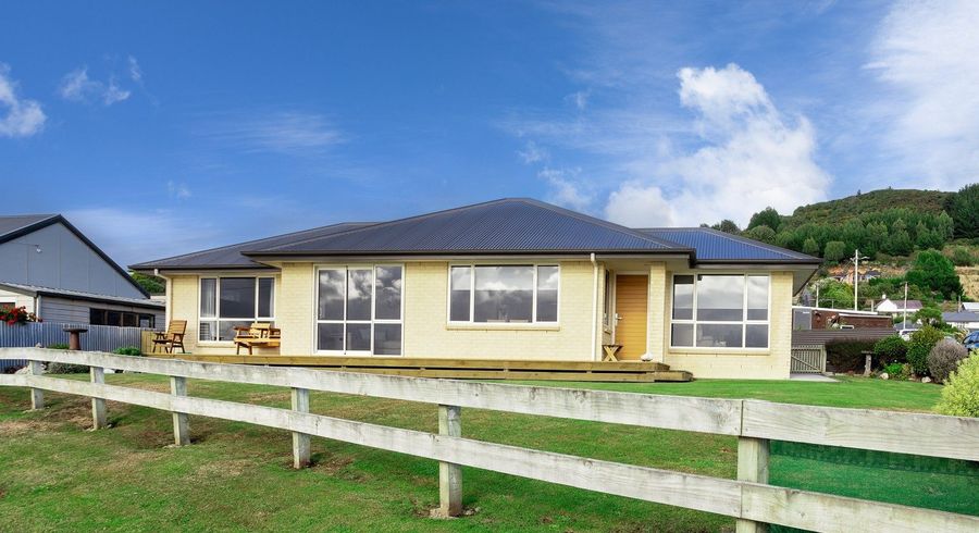  at 4 Gregory Street, Bluff, Invercargill, Southland