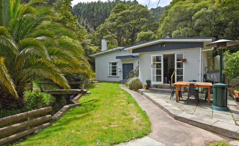  at 49 Elmslie Road, Pinehaven, Upper Hutt