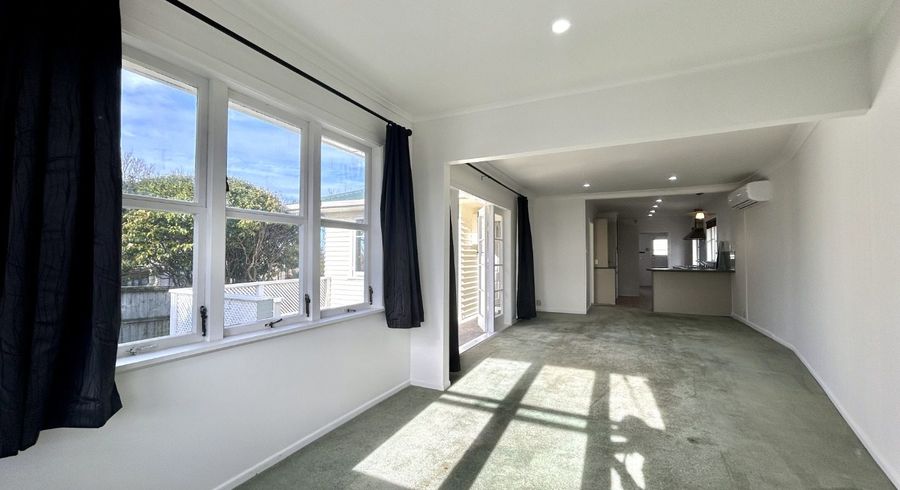  at 399 Richardson Road, Mount Roskill, Auckland City, Auckland