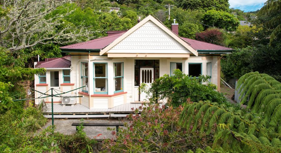  at 36 Rose Street, Wadestown, Wellington
