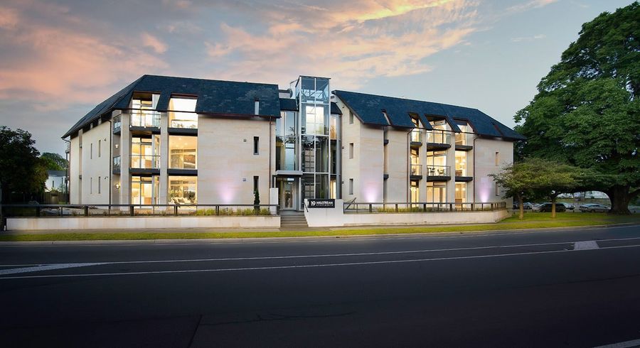  at 1/19 Carlton Mill Road, Merivale, Christchurch