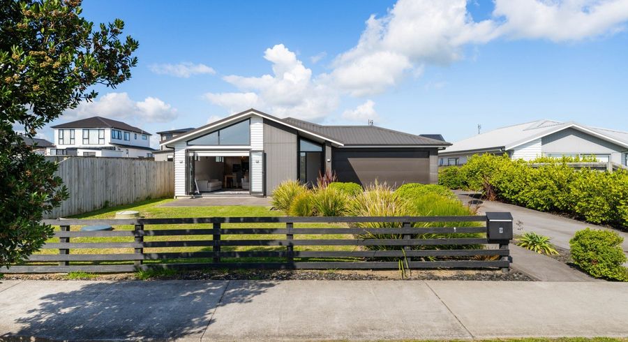  at 9 Wheriko Avenue, Glenbrook, Franklin, Auckland