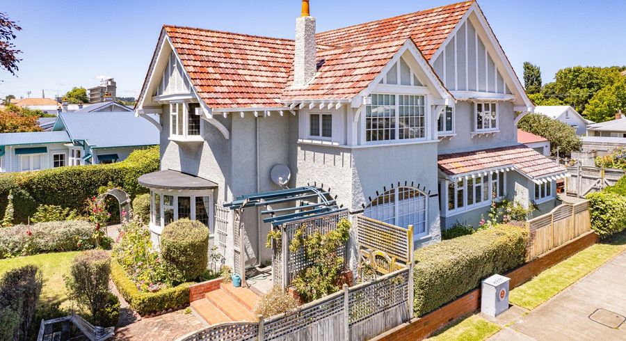  at 299 Saint Hill Street, Whanganui