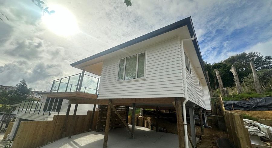  at 15 Redwood Drive, Massey, Waitakere City, Auckland