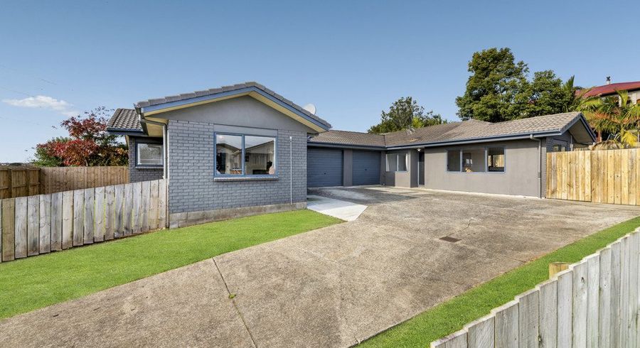  at 25 Aspiring Avenue, Clover Park, Auckland