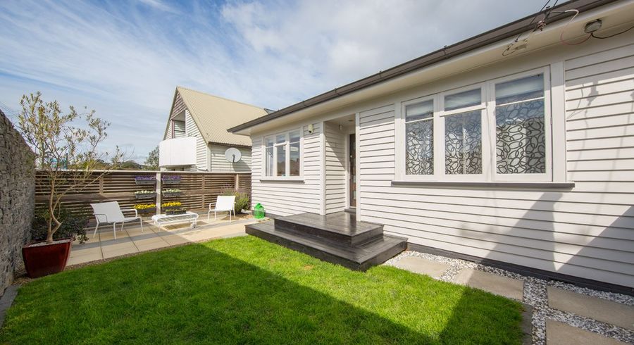  at 48 Westmere Crescent, Westmere, Auckland