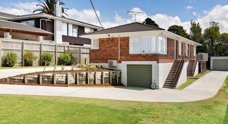  at 1/84 Archers Road, Glenfield, North Shore City, Auckland