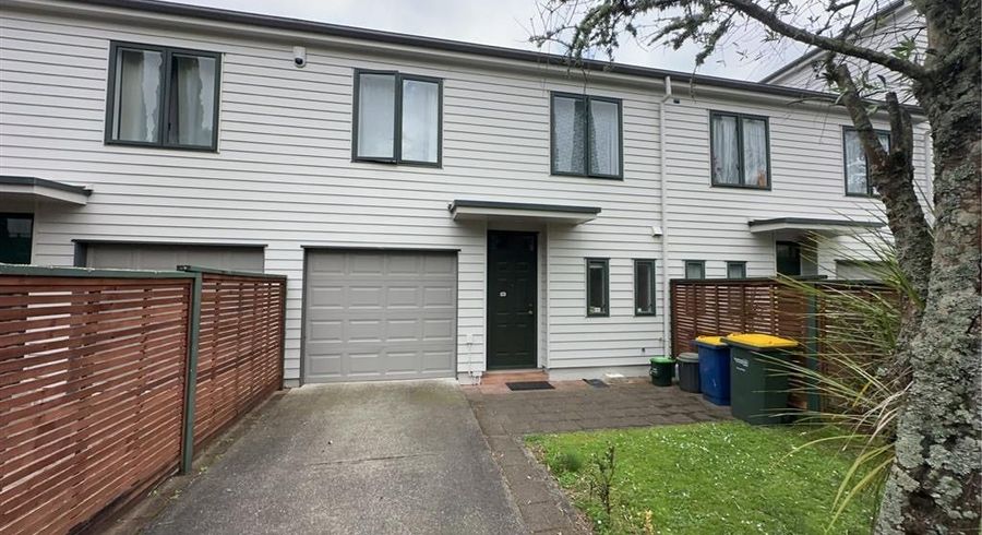  at 79/1 Ambrico Pl, New Lynn, Waitakere City, Auckland