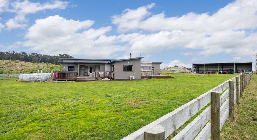  at 165 Taikorea Road, Palmerston North