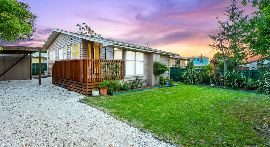  at 554 Swanson Road, Ranui, Auckland