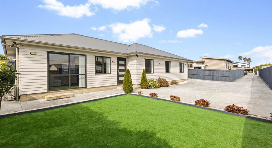  at 6A Seddon Avenue, Papatoetoe, Manukau City, Auckland