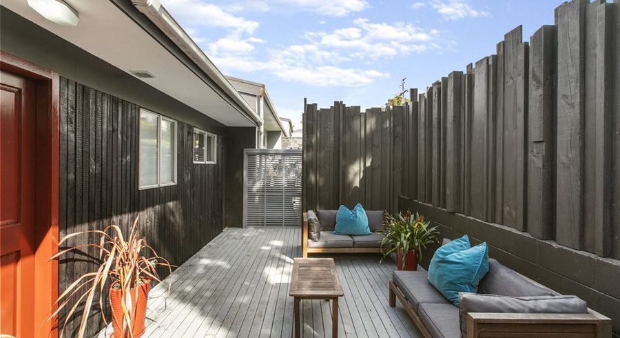  at 3/166 Beach Haven Road, Beach Haven, North Shore City, Auckland