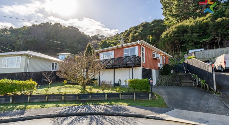  at 75 Petrie Street, Wainuiomata, Lower Hutt