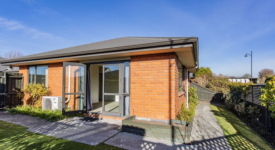  at 14 Clinton Lane, Woolston, Christchurch