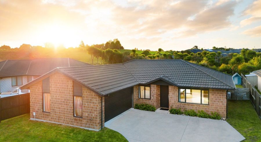  at 22 Kawariki Drive, Baverstock, Hamilton