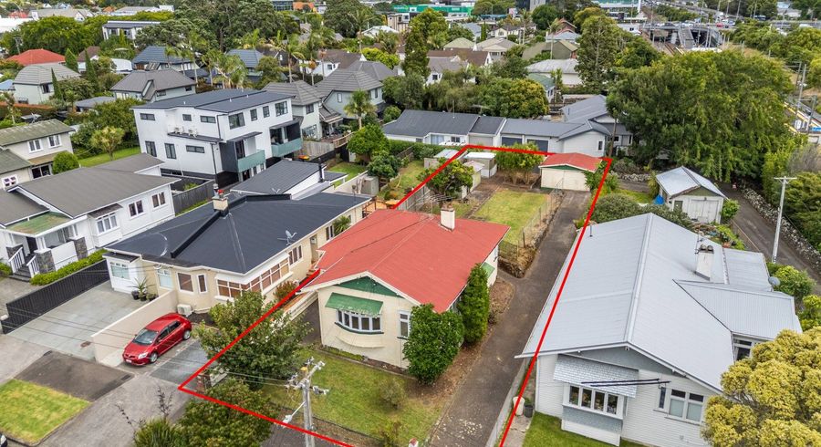  at 12 Adam Street, Greenlane, Auckland City, Auckland