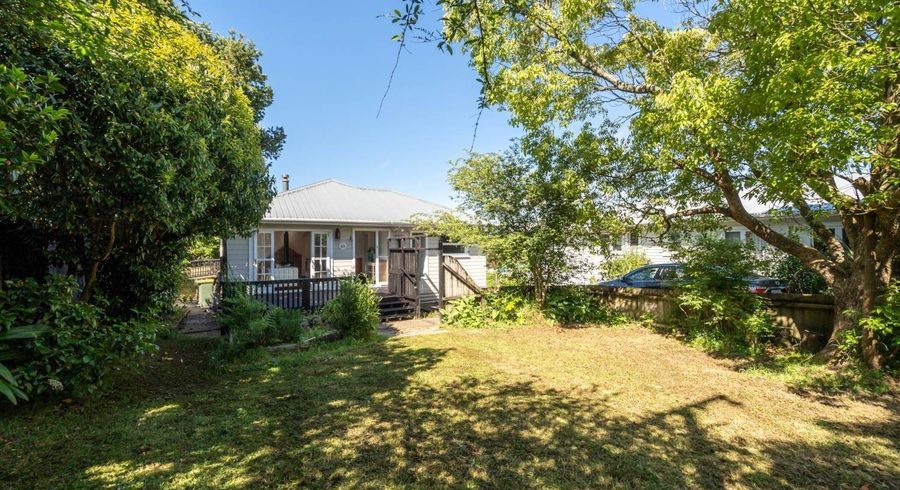  at 1/84 West Coast Road, Glen Eden, Waitakere City, Auckland