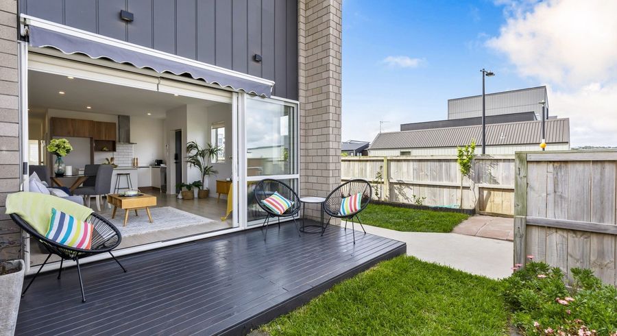  at 129 Tarapuka Road, Westgate, Auckland
