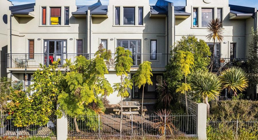  at 16/268 Shirley Road, Papatoetoe, Manukau City, Auckland